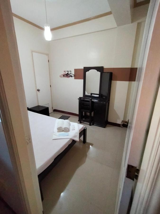 V.F. Riton Apartelle Лаоаг Экстерьер фото